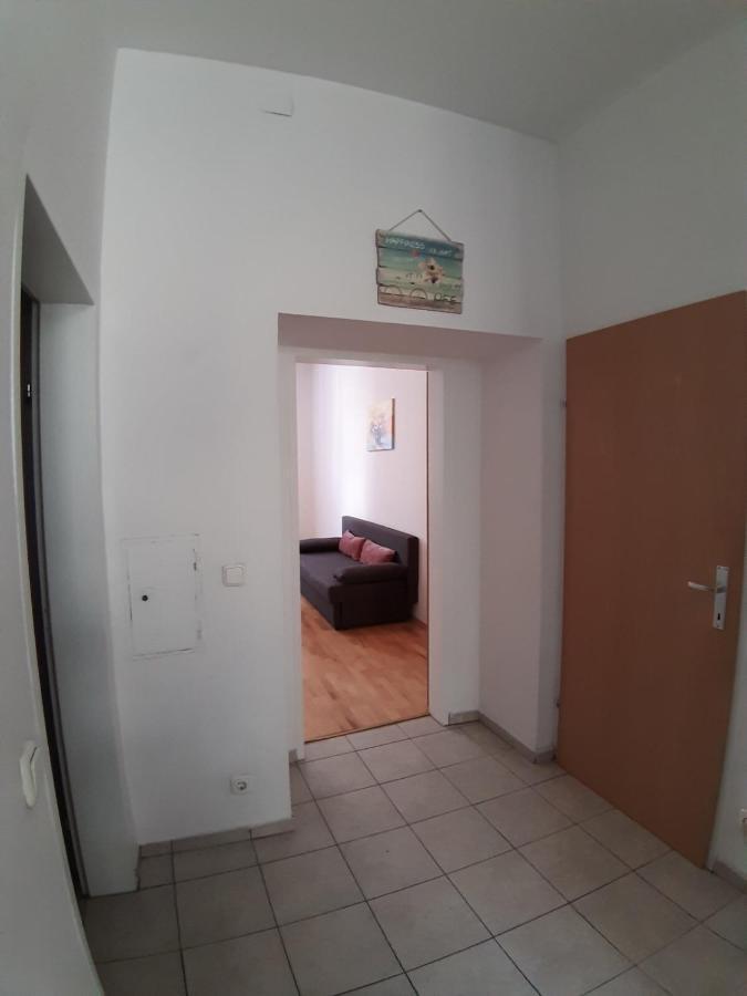 Bonbon Apartment Wina Bagian luar foto